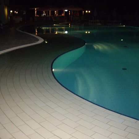 Ninos On The Beach Hotel Ρόδα Εξωτερικό φωτογραφία